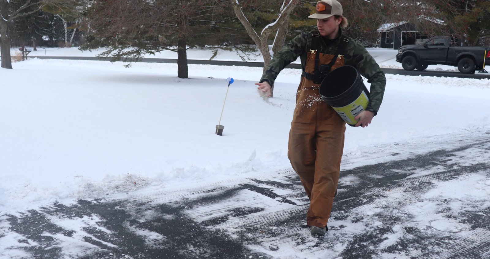 Ice management and salting in Waukesha County