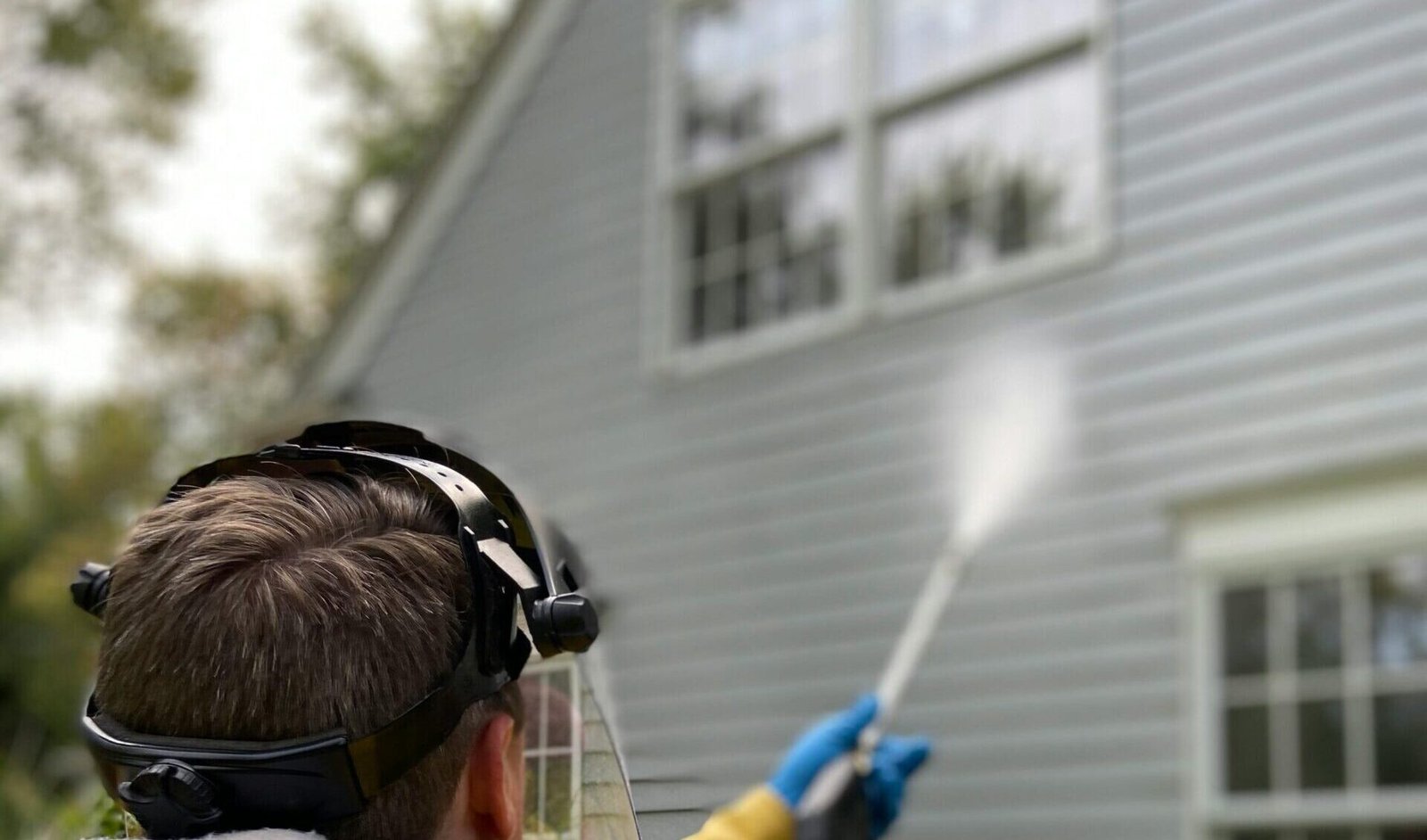 House washing in Waukesha County